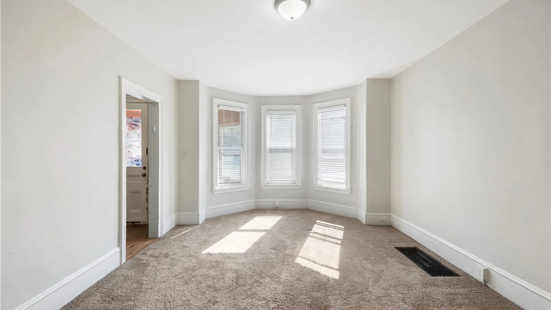 Property at 39 N Division Street, Auburn, NY 13021 3