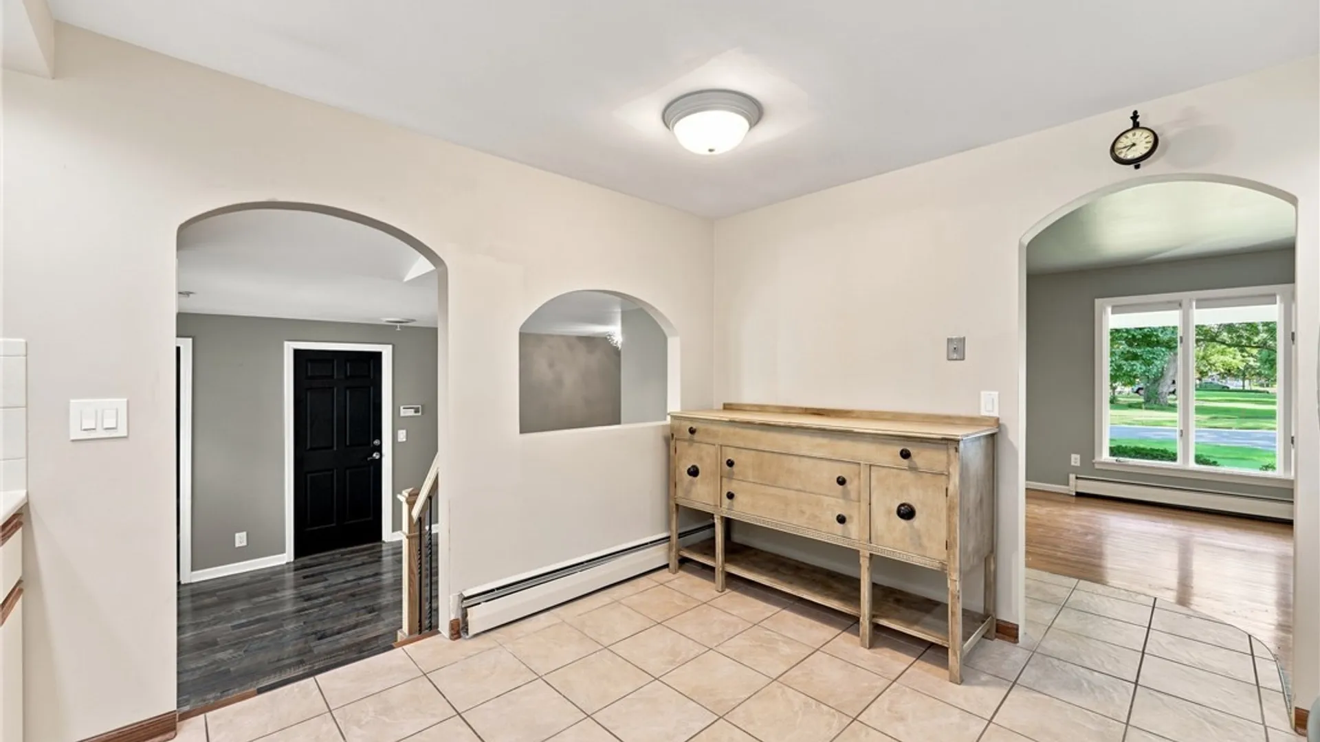 Property at 82 Joanie Lane, Amherst, NY 14228 15