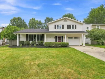 Property at 82 Joanie Lane, Amherst, NY 14228