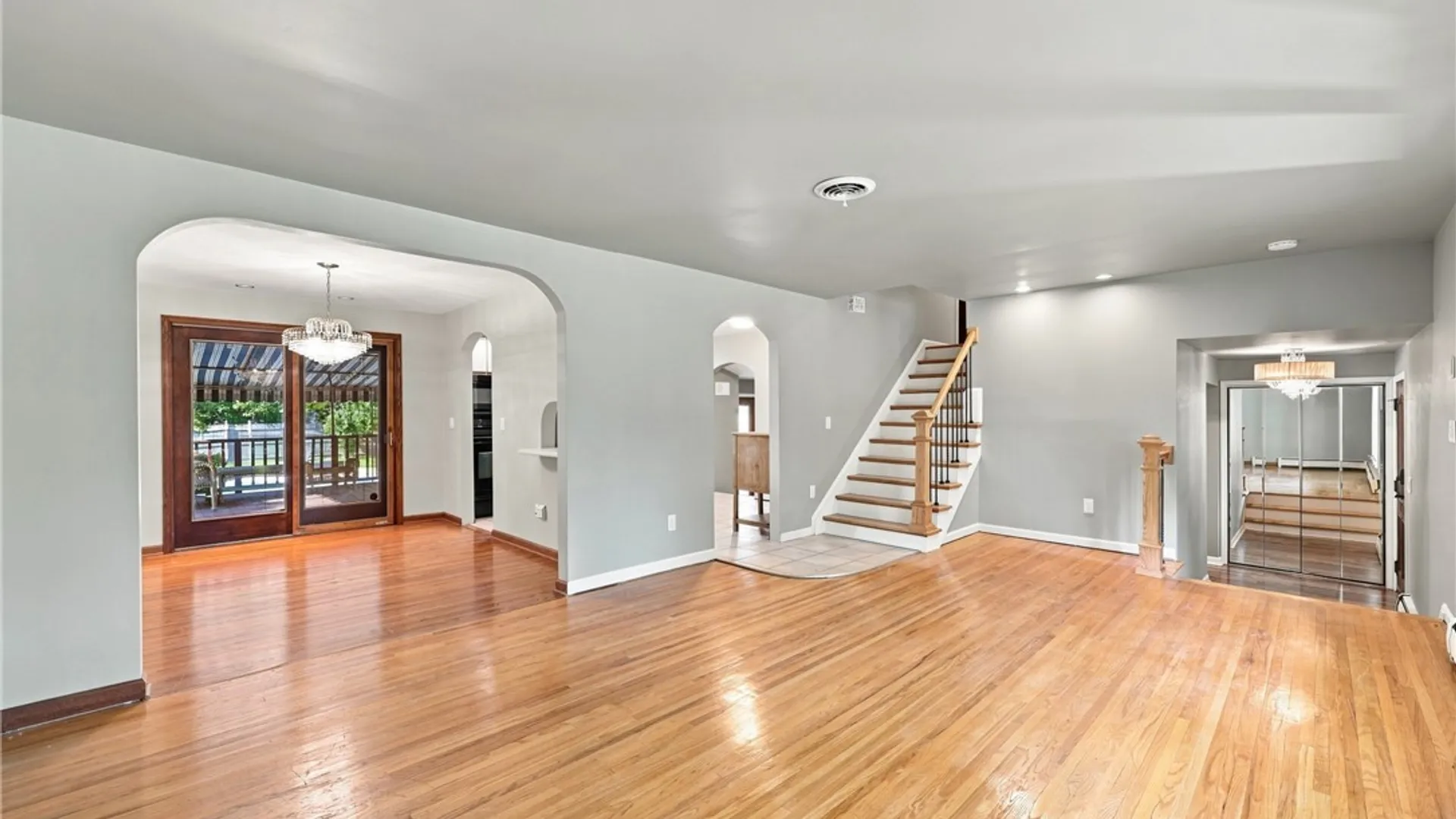 Property at 82 Joanie Lane, Amherst, NY 14228 10