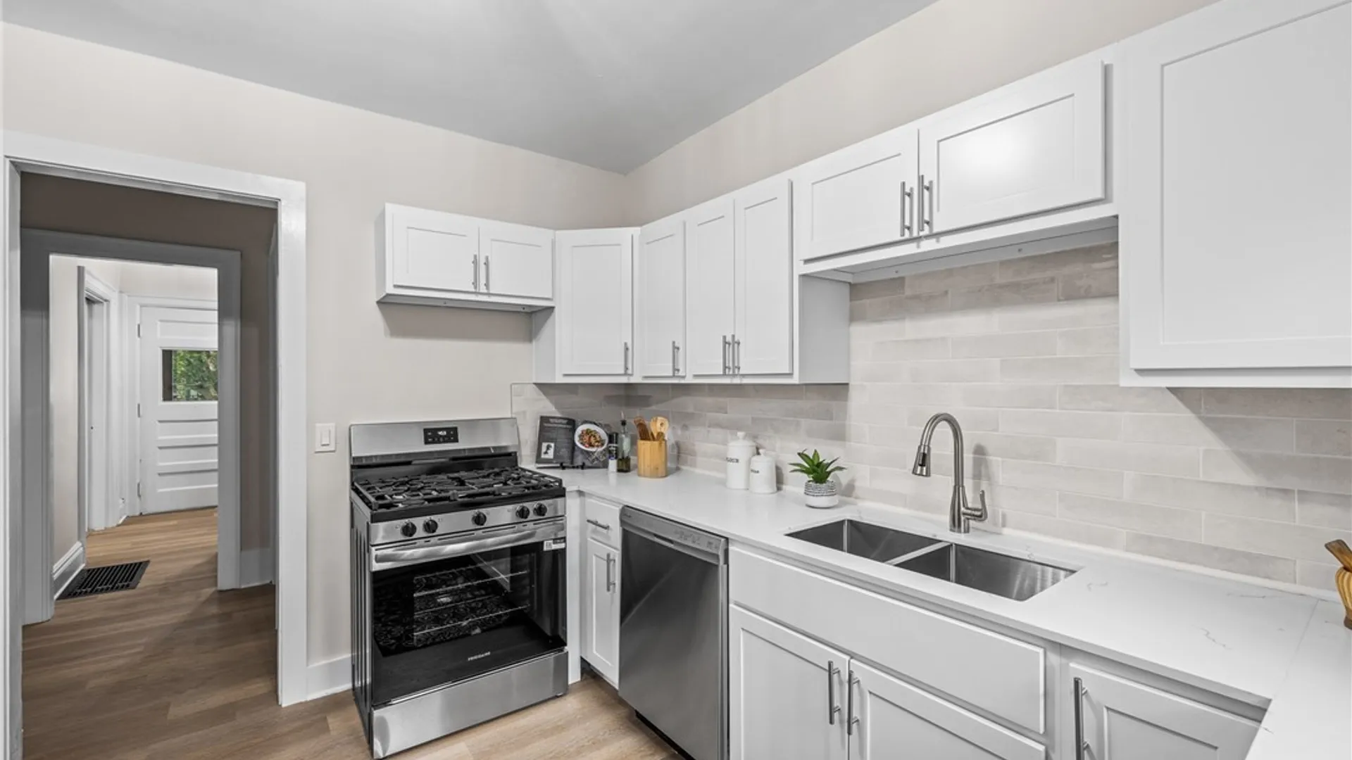 Property at 89 Briggs Avenue, Buffalo, NY 14207 9
