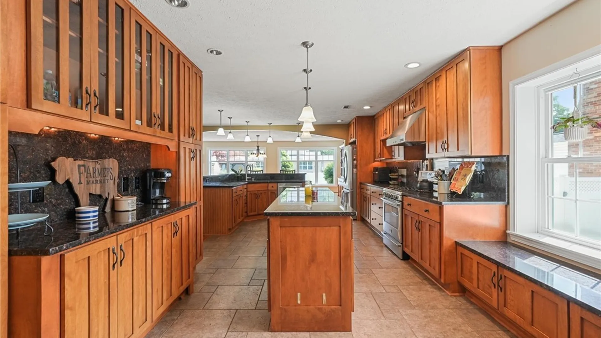 Property at 9 Forester Road, Clay, NY 13090 16