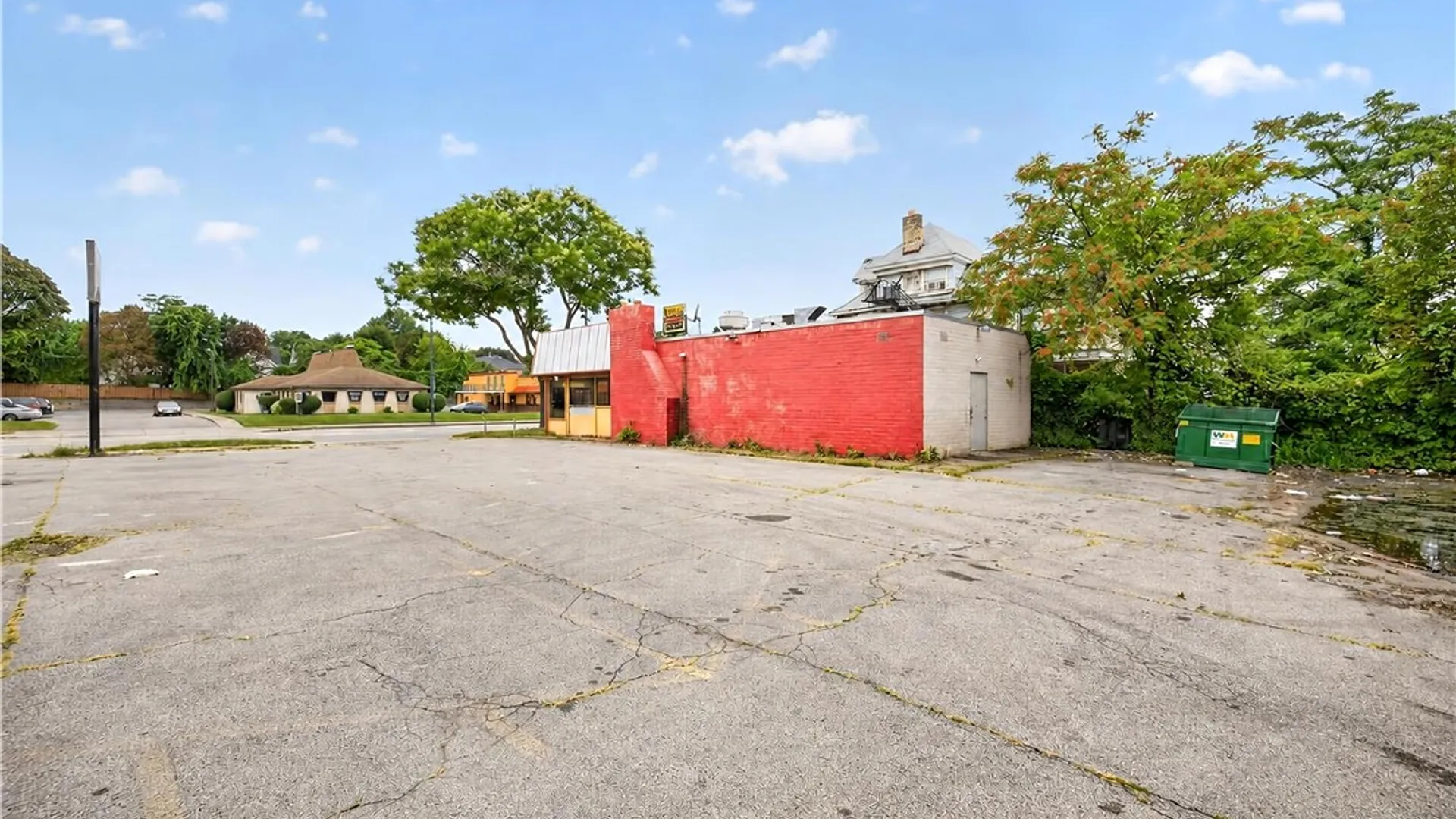 Property at 532 Lake Avenue, Rochester, NY 14613 4