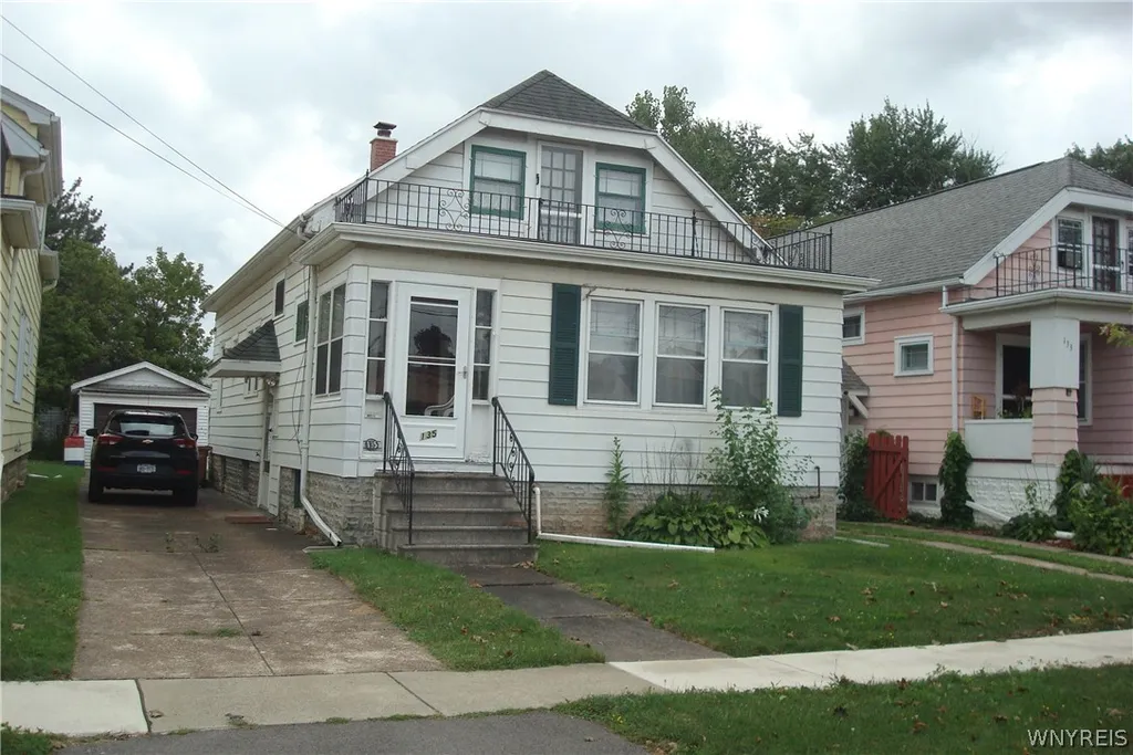 Property at 135 Peach Tree Road, Cheektowaga, NY 14225