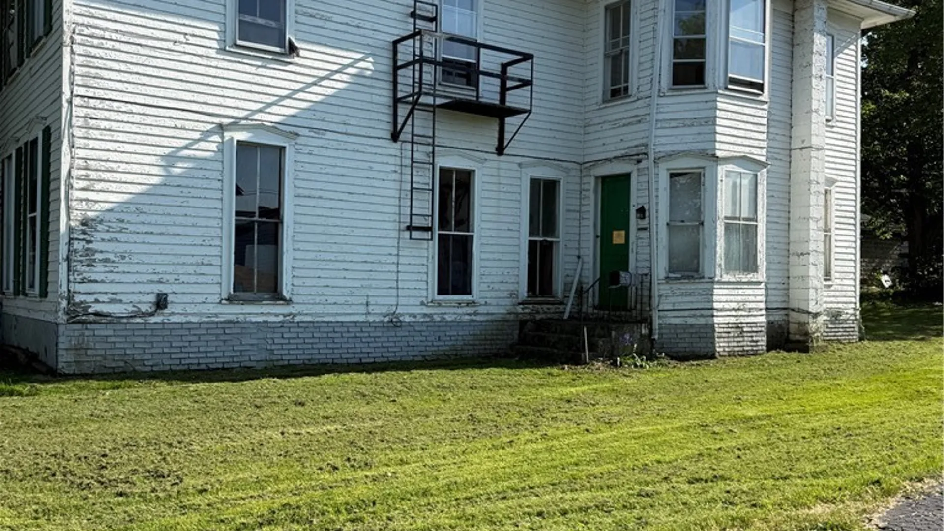 Property at 413 Swan Street, Dunkirk, NY 14048 4