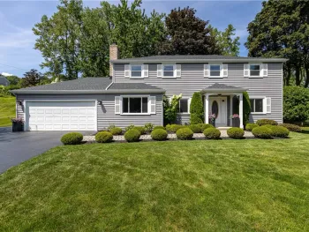 Property at 6 Hannans Court, Perinton, NY 14450