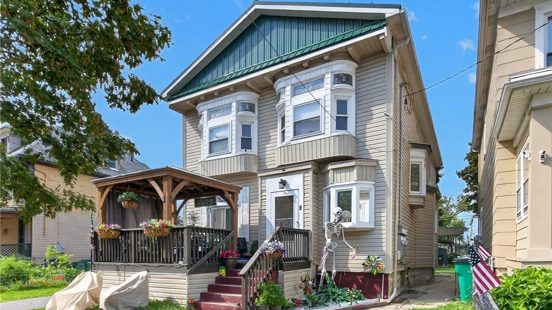 Property at 174 Lockwood Avenue, Buffalo, NY 14220 3