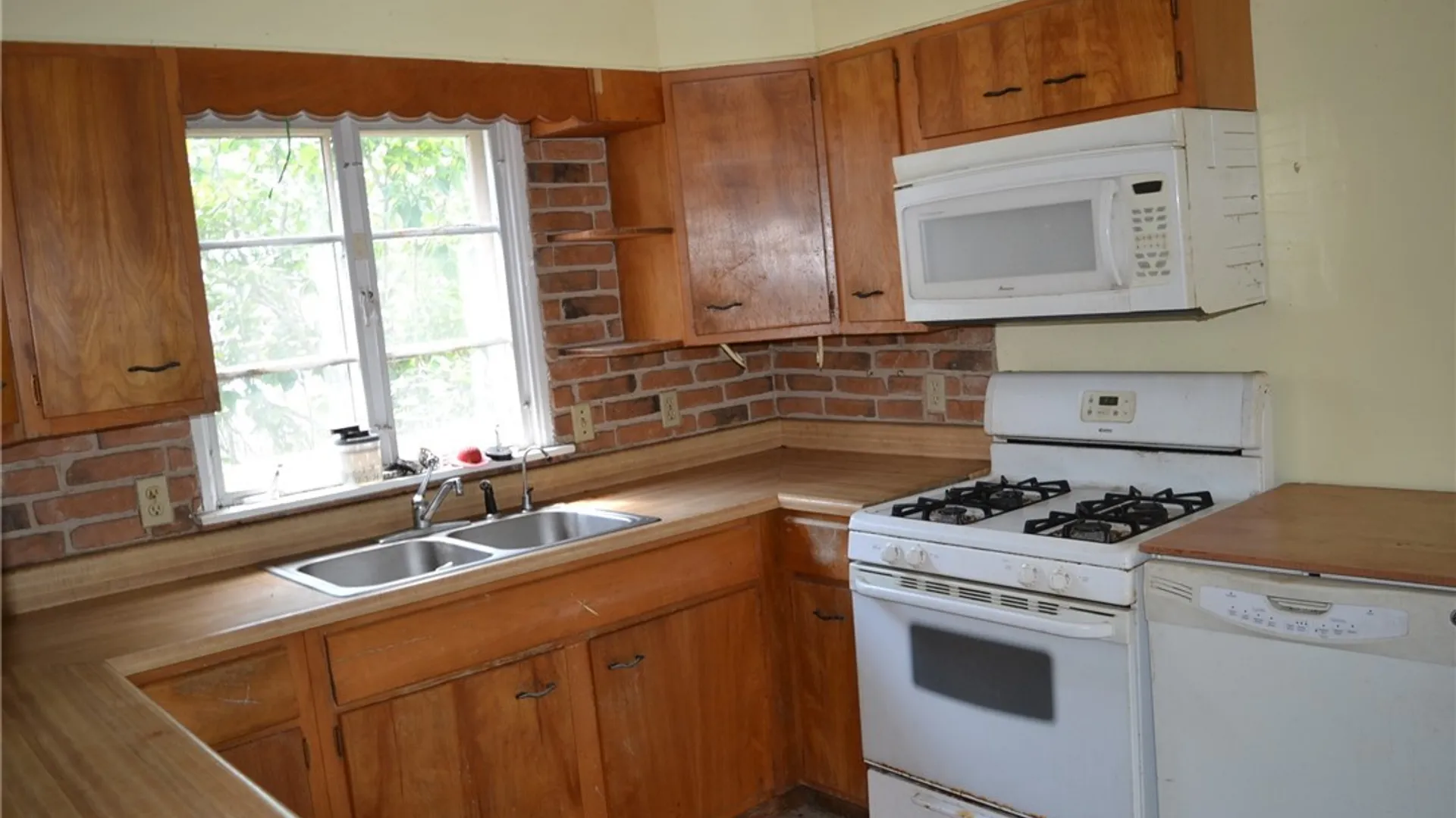 Property at 107 South Main Street, Evans, NY 14006 11
