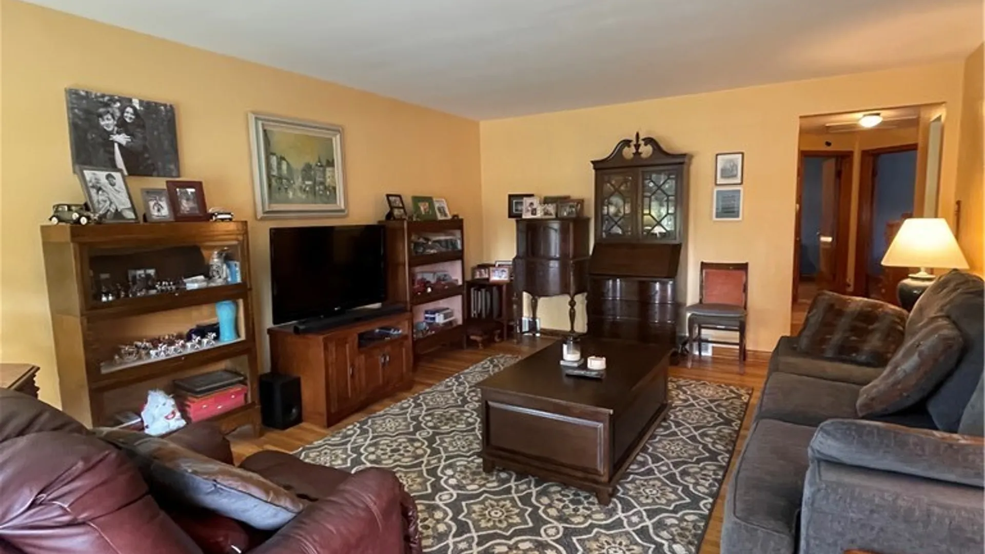 Property at 639 Harlem Road, West Seneca, NY 14224 22