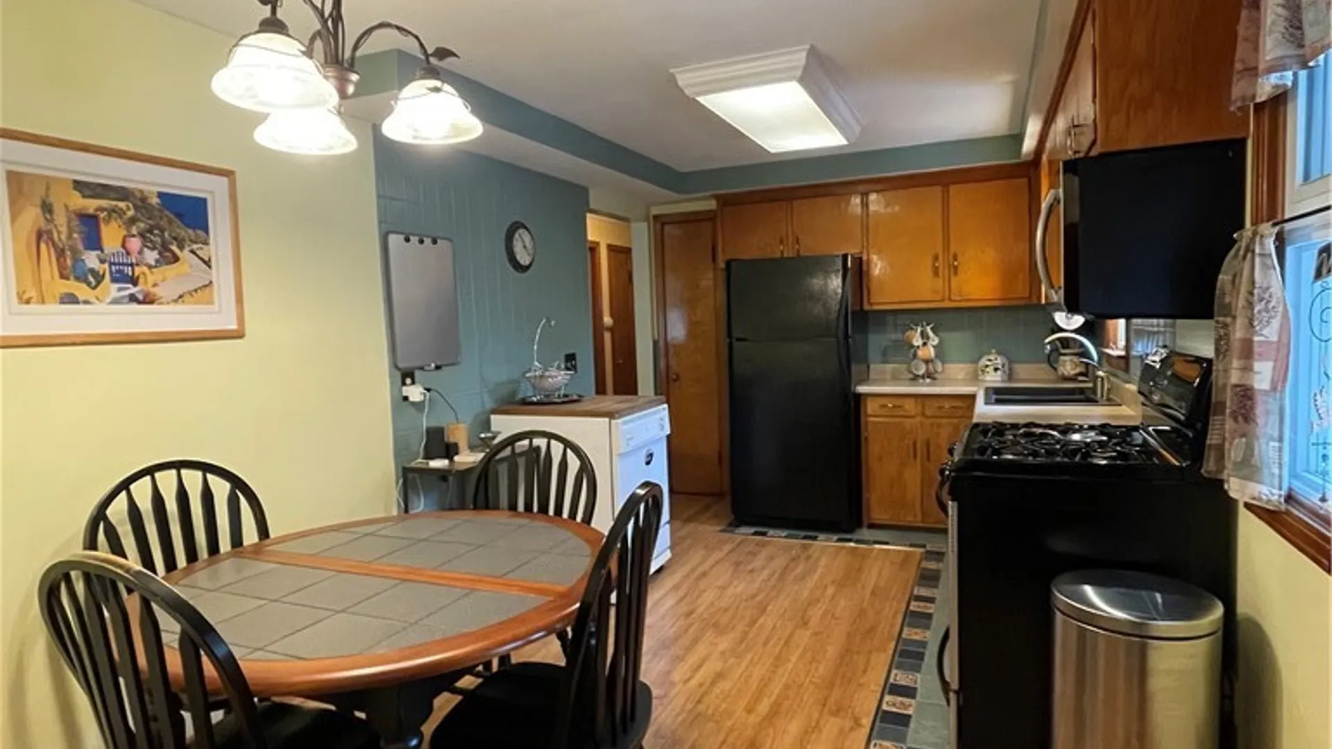 Property at 639 Harlem Road, West Seneca, NY 14224 20
