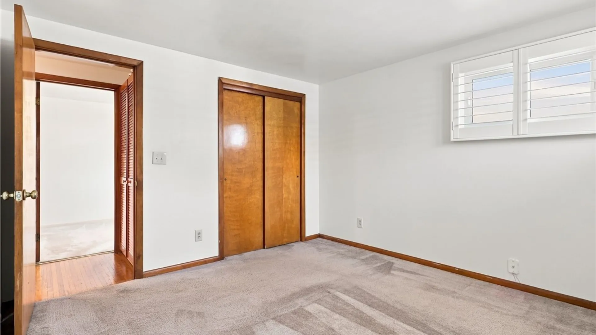 Property at 220 Bissell Avenue, Cheektowaga, NY 14043 14