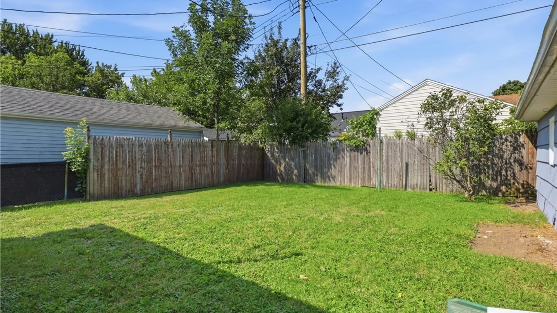 Property at 220 Bissell Avenue, Cheektowaga, NY 14043 26
