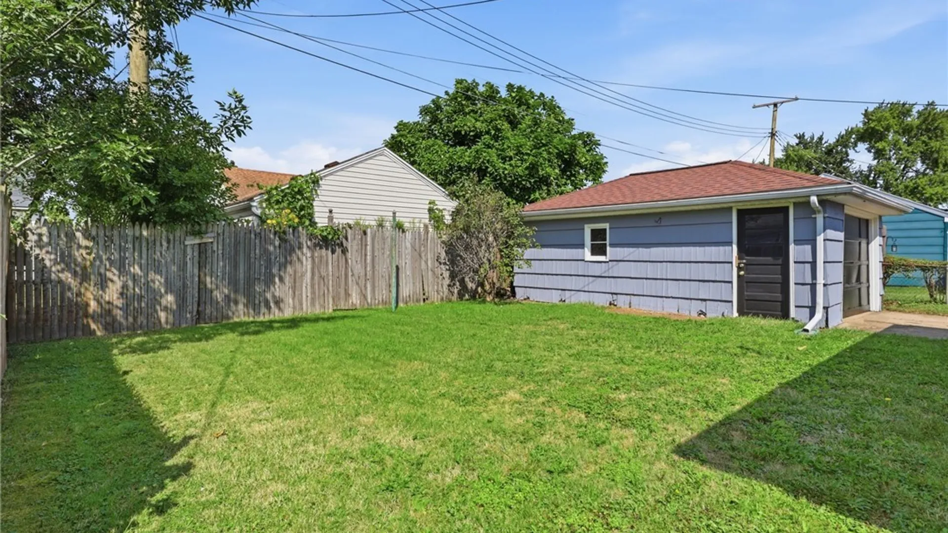 Property at 220 Bissell Avenue, Cheektowaga, NY 14043 27