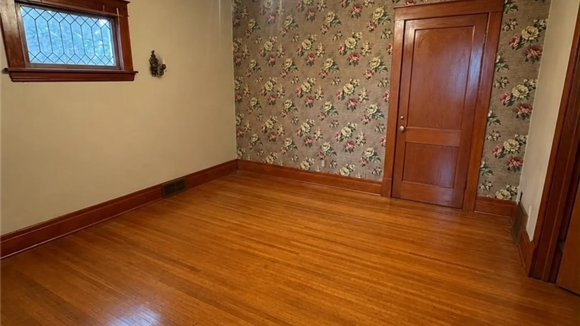 Property at 1606 Ferry Avenue, Niagara Falls, NY 14301 11