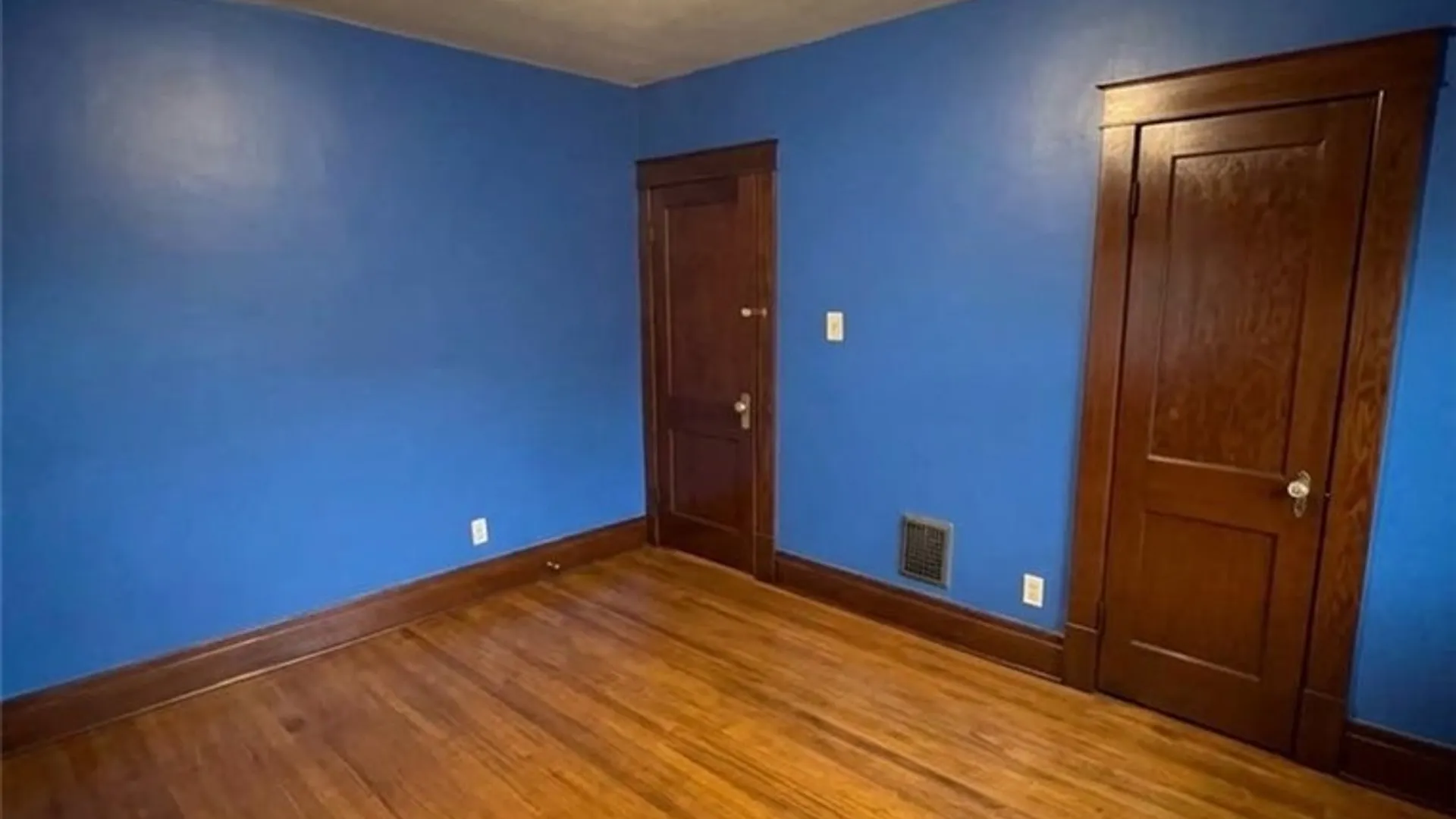 Property at 1606 Ferry Avenue, Niagara Falls, NY 14301 14