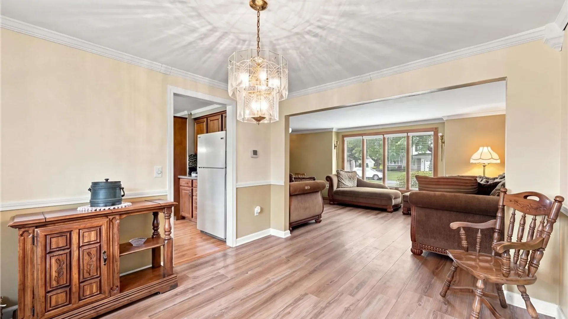 Property at 28 Chapel Lane, West Seneca, NY 14224 18