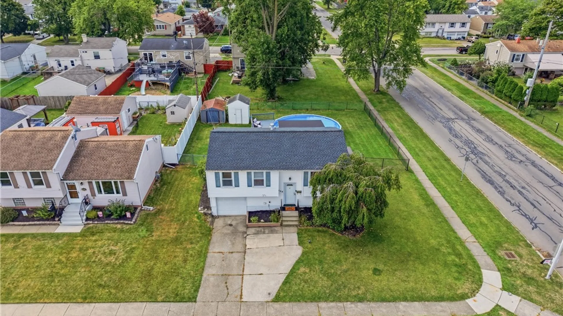 Property at 149 Le Havre Drive, Cheektowaga, NY 14227 27