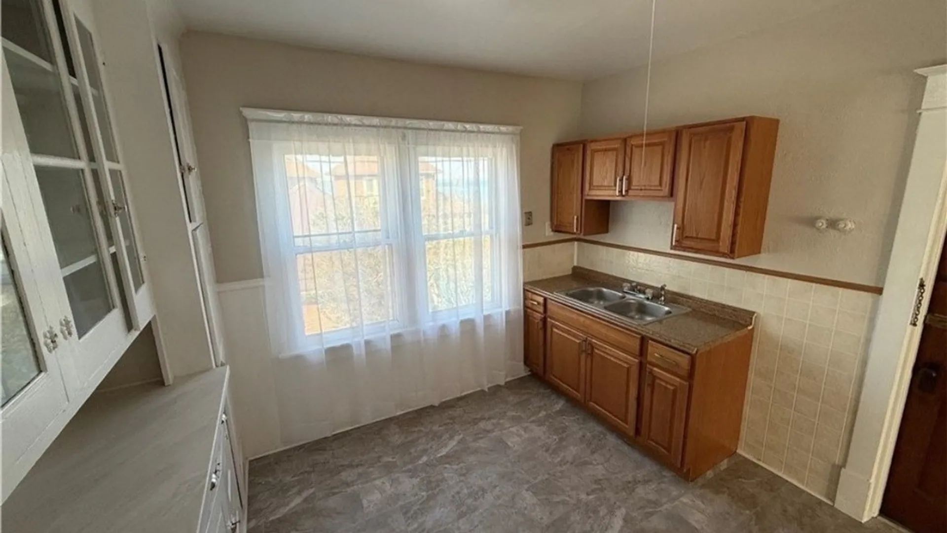 Property at 22 Briggs Avenue, Buffalo, NY 14207 11