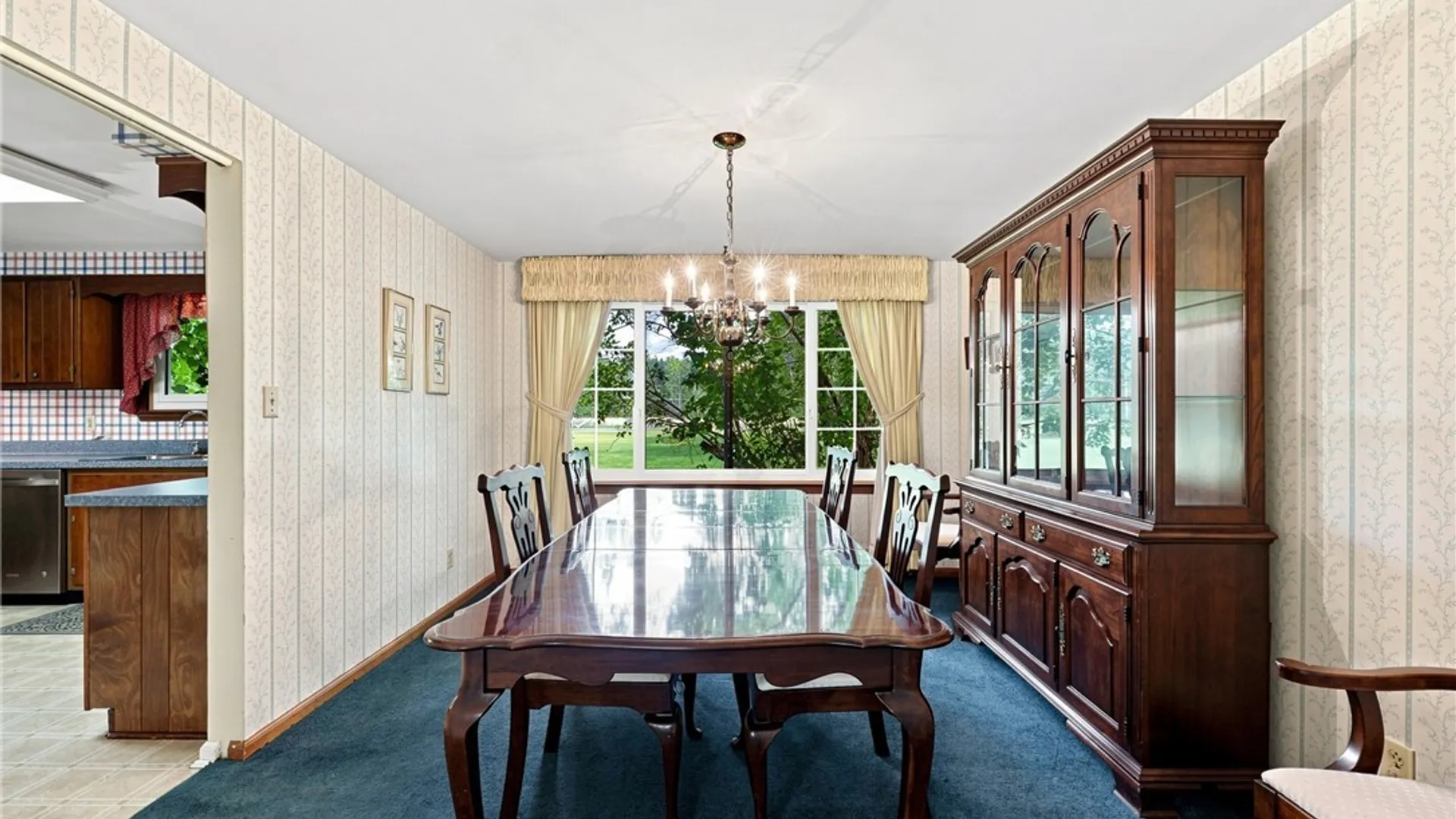 Property at 6967 Creekview Drive, Pendleton, NY 14094 13