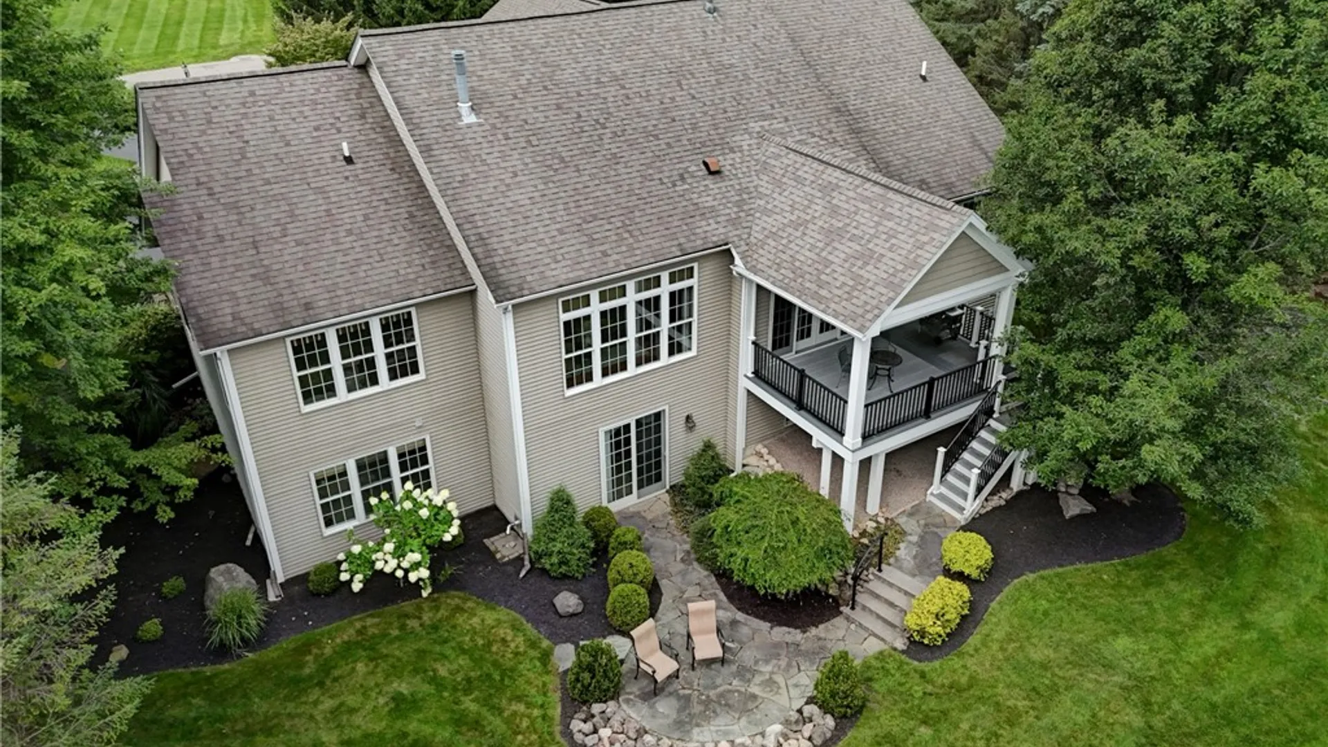 Property at 4 Pine Hollow, Mendon, NY 14506 45
