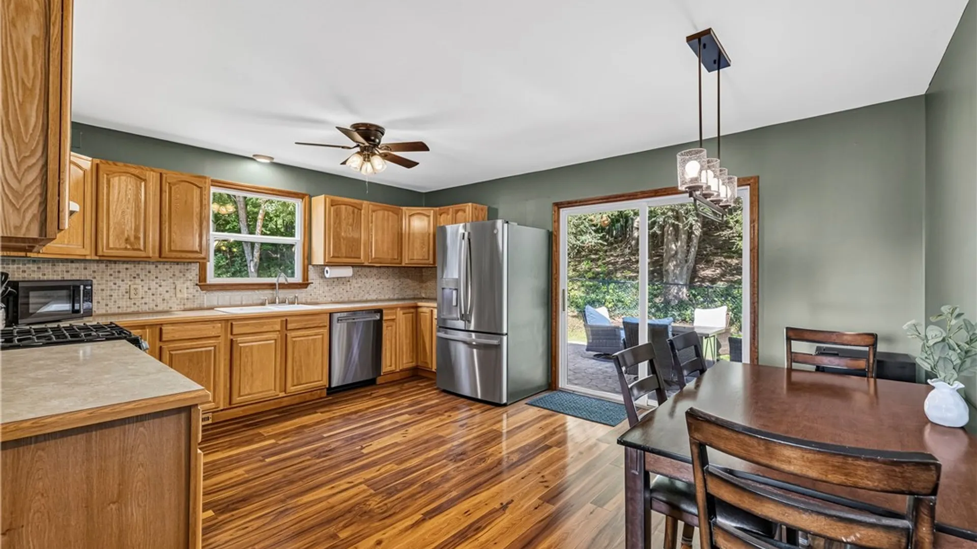 Property at 8711 S Greenbriar, Boston, NY 14025 7