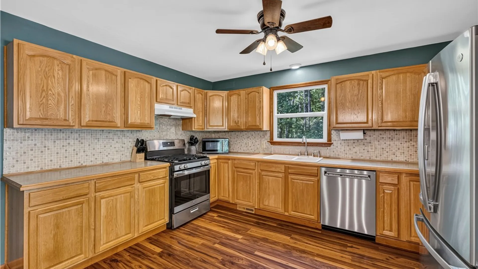 Property at 8711 S Greenbriar, Boston, NY 14025 8