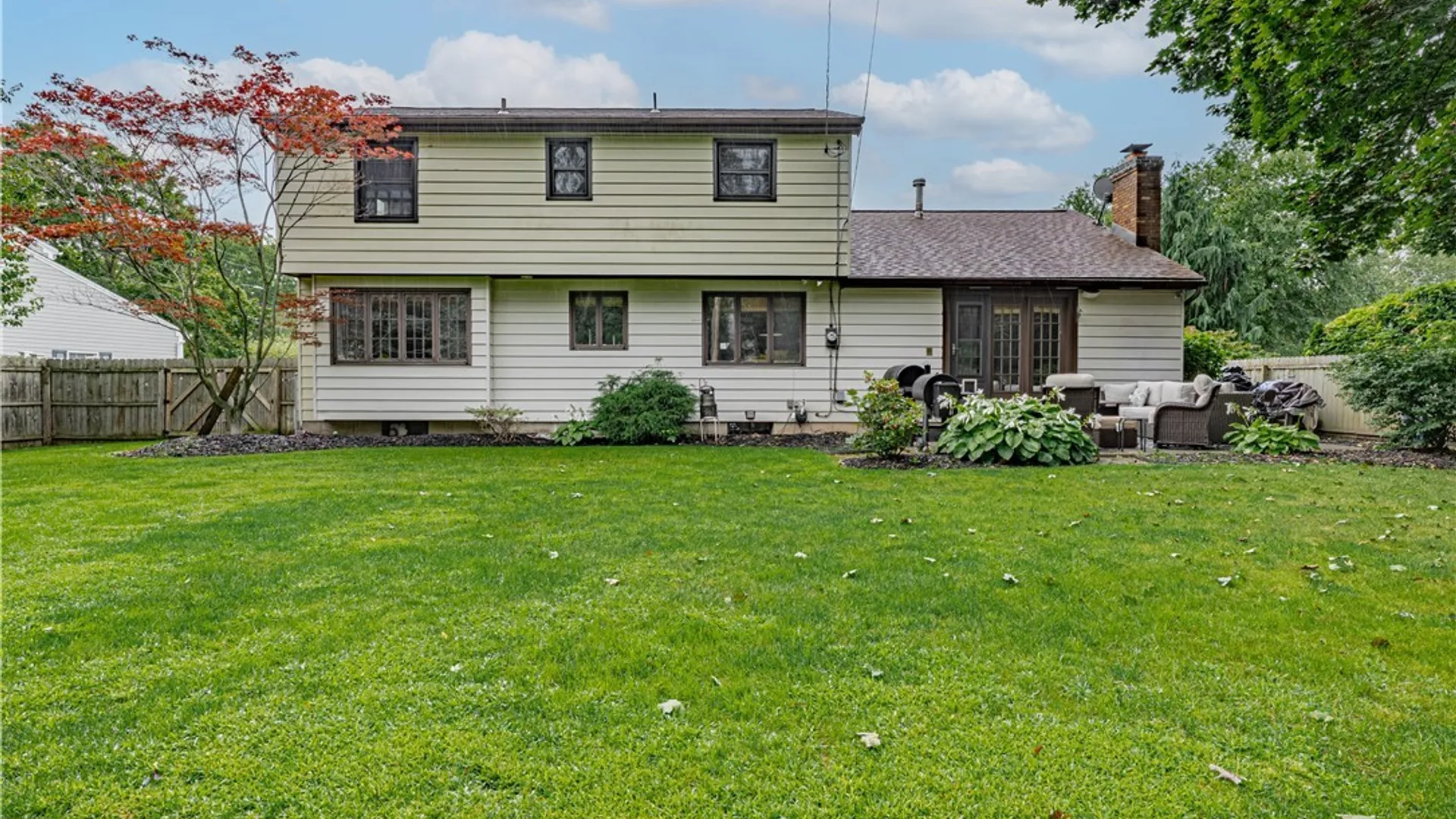 Property at 385 Hawthorne Place, Porter, NY 14174 44