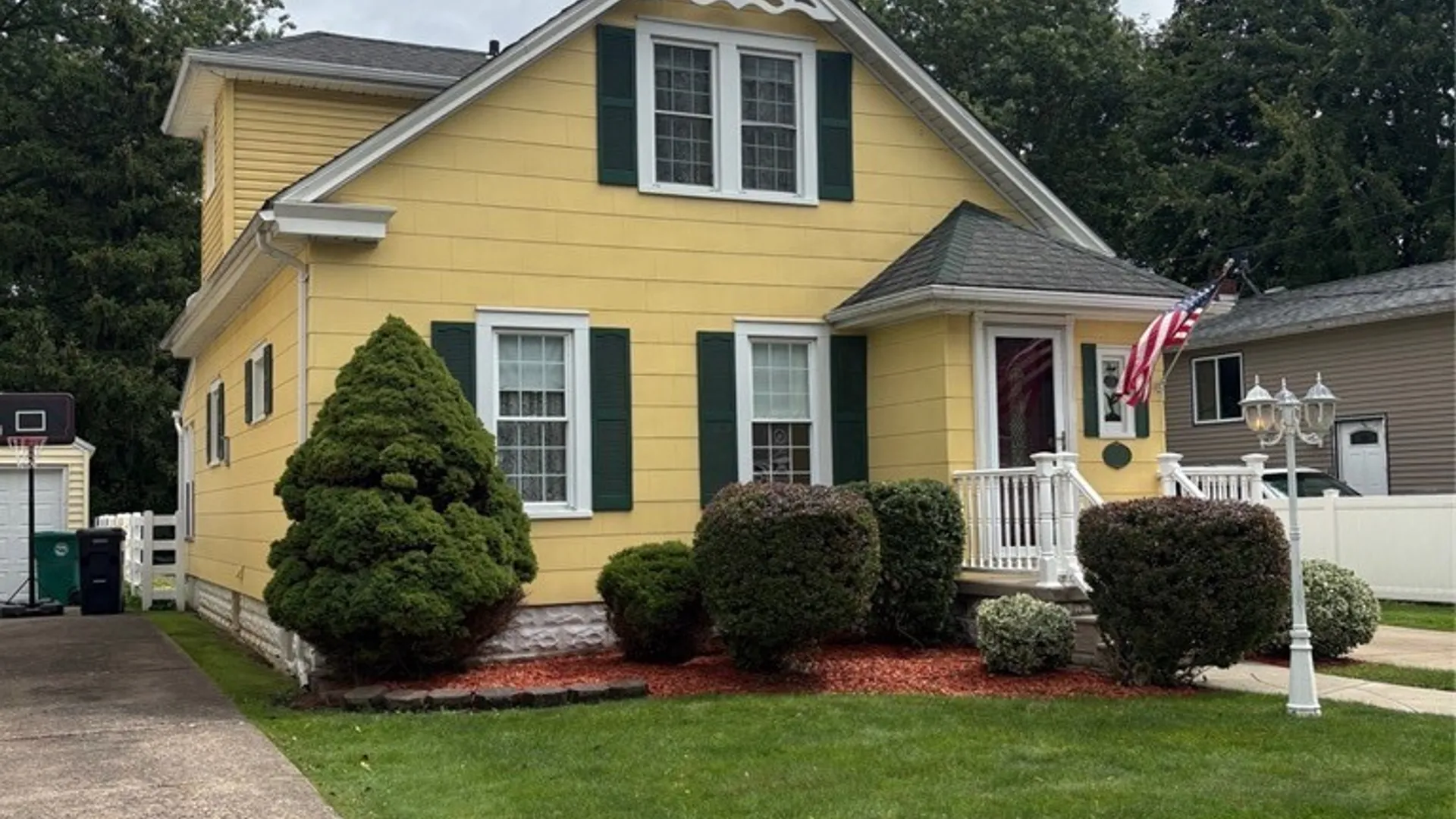 Property at 467 80th Street, Niagara Falls, NY 14304 4