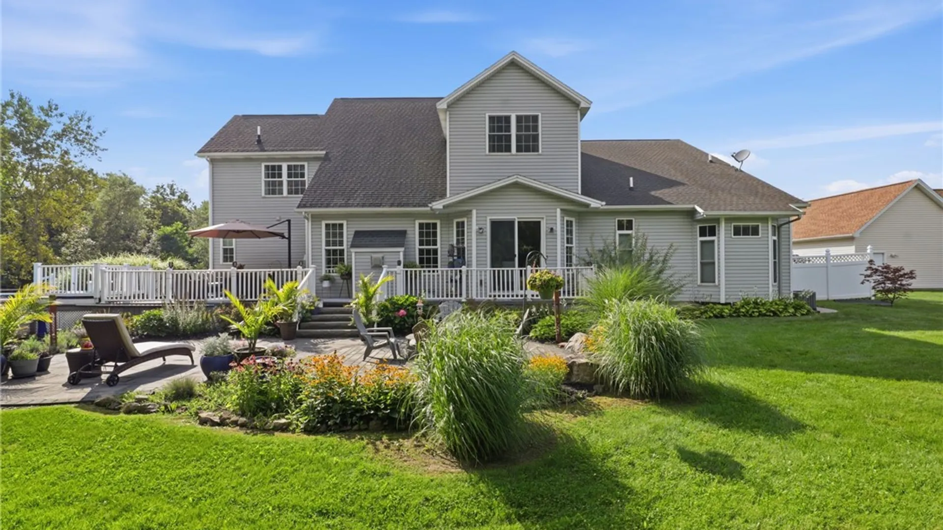 Property at 30 Marc Mar, Gates, NY 14606 46