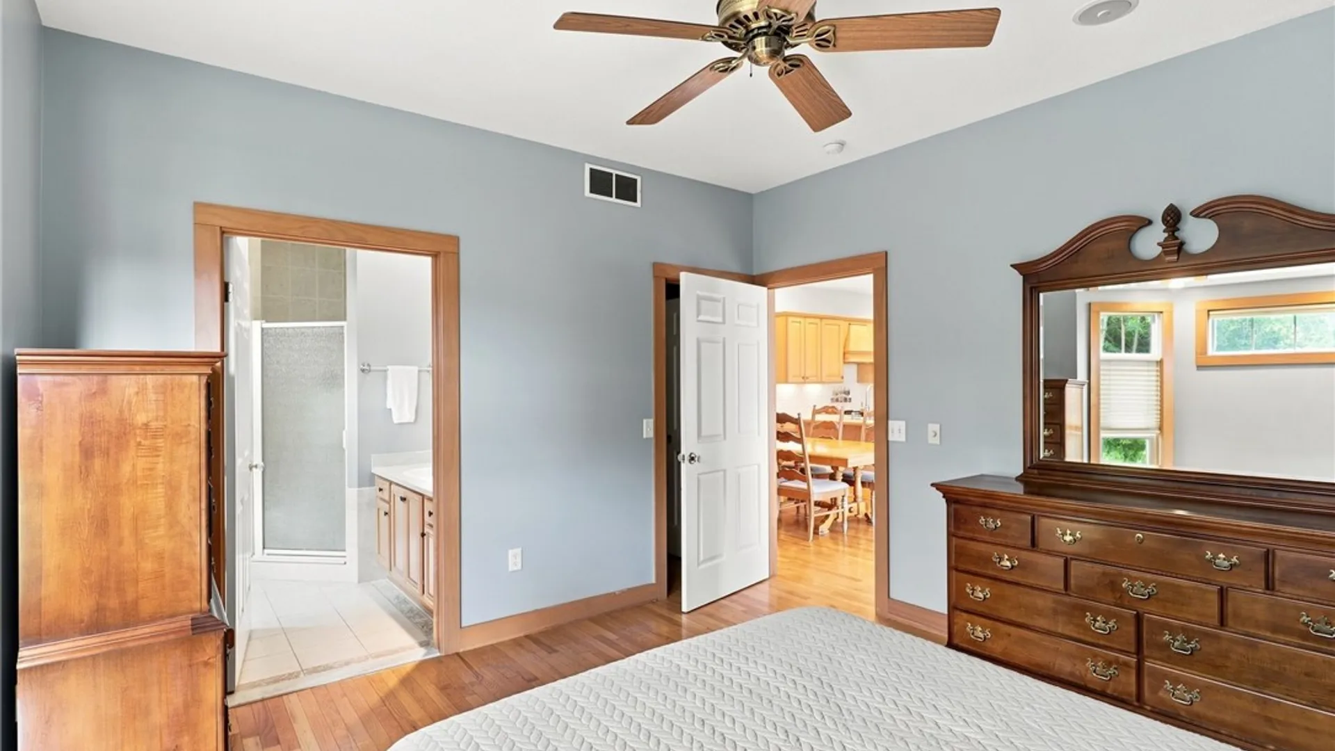 Property at 30 Marc Mar, Gates, NY 14606 40