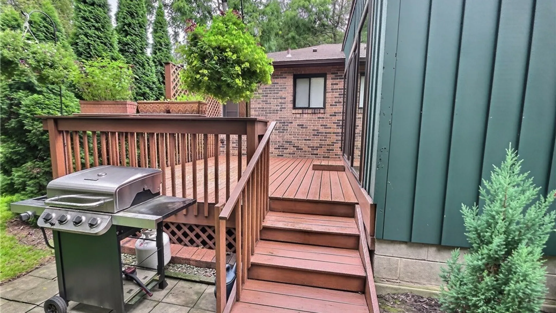Property at 320 Weymouth Drive, Brighton, NY 14625 25
