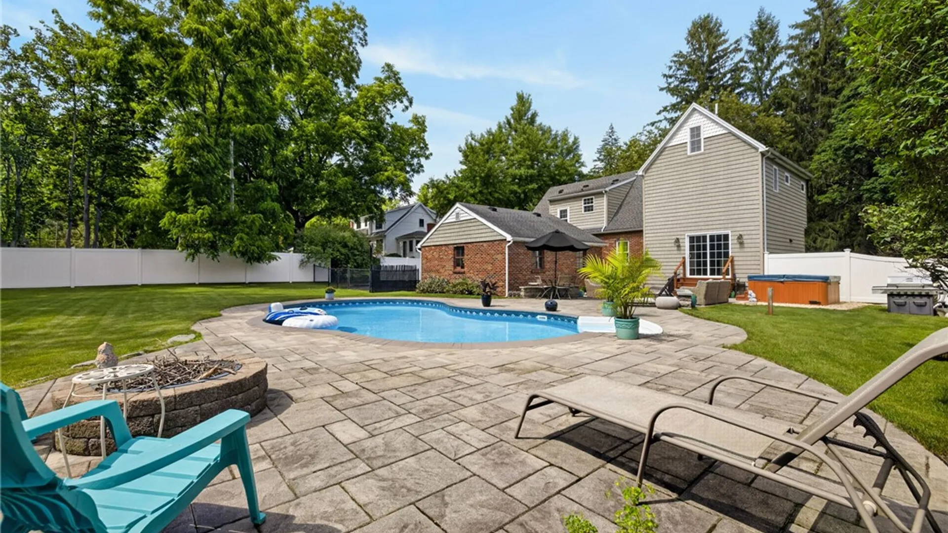 Property at 343 French Road, Pittsford, NY 14534 9