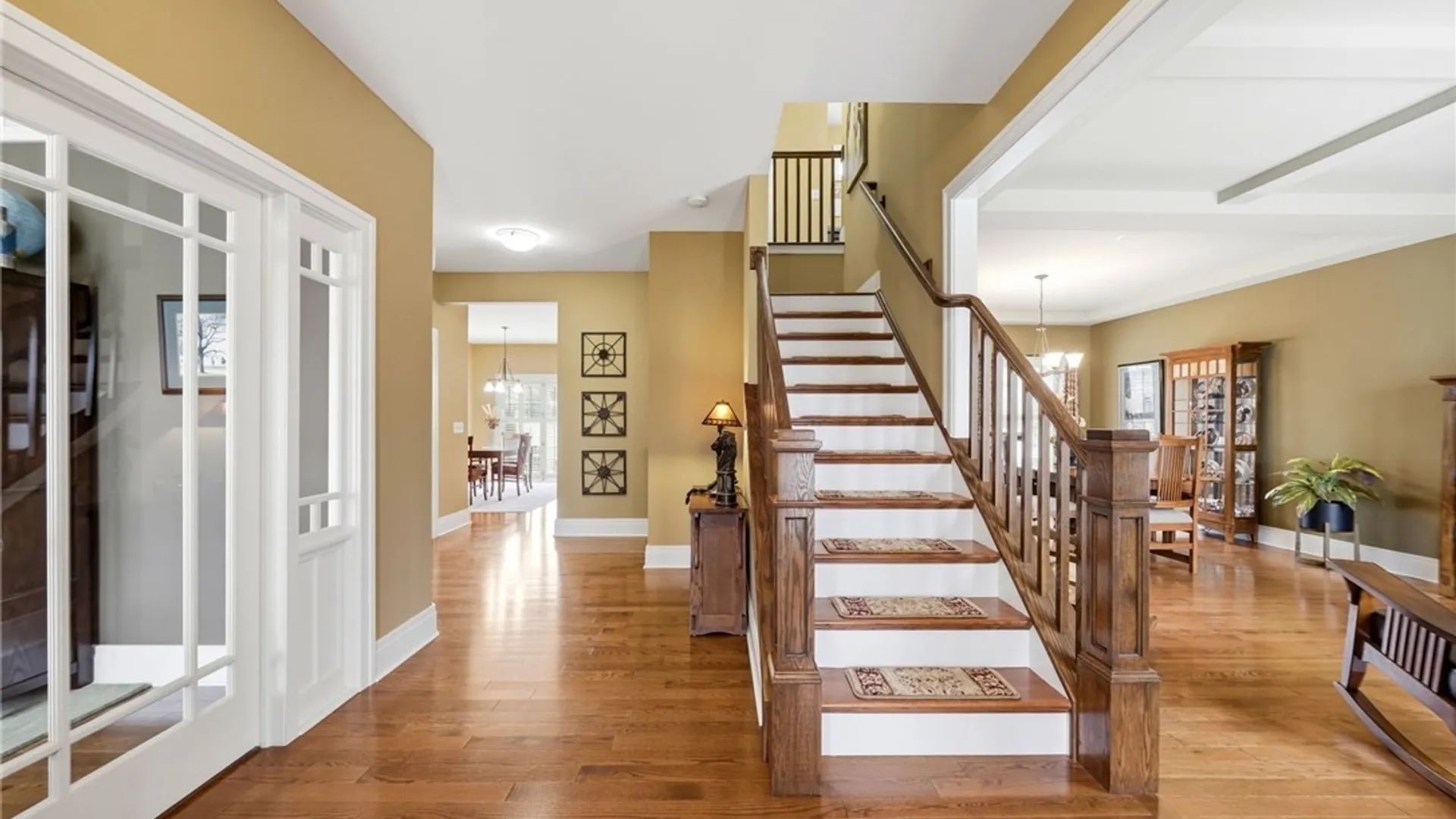 Property at 5 Parliament Lane, Lancaster, NY 14086 17