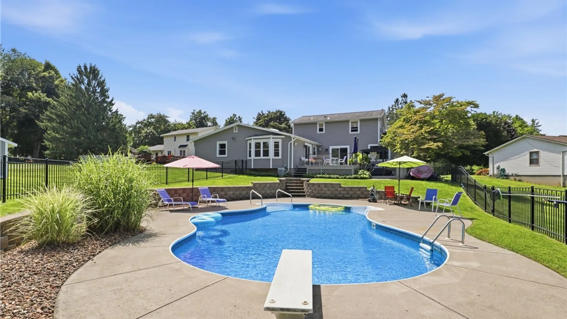 Property at 8 Da Vinci Drive, Chili, NY 14624 41