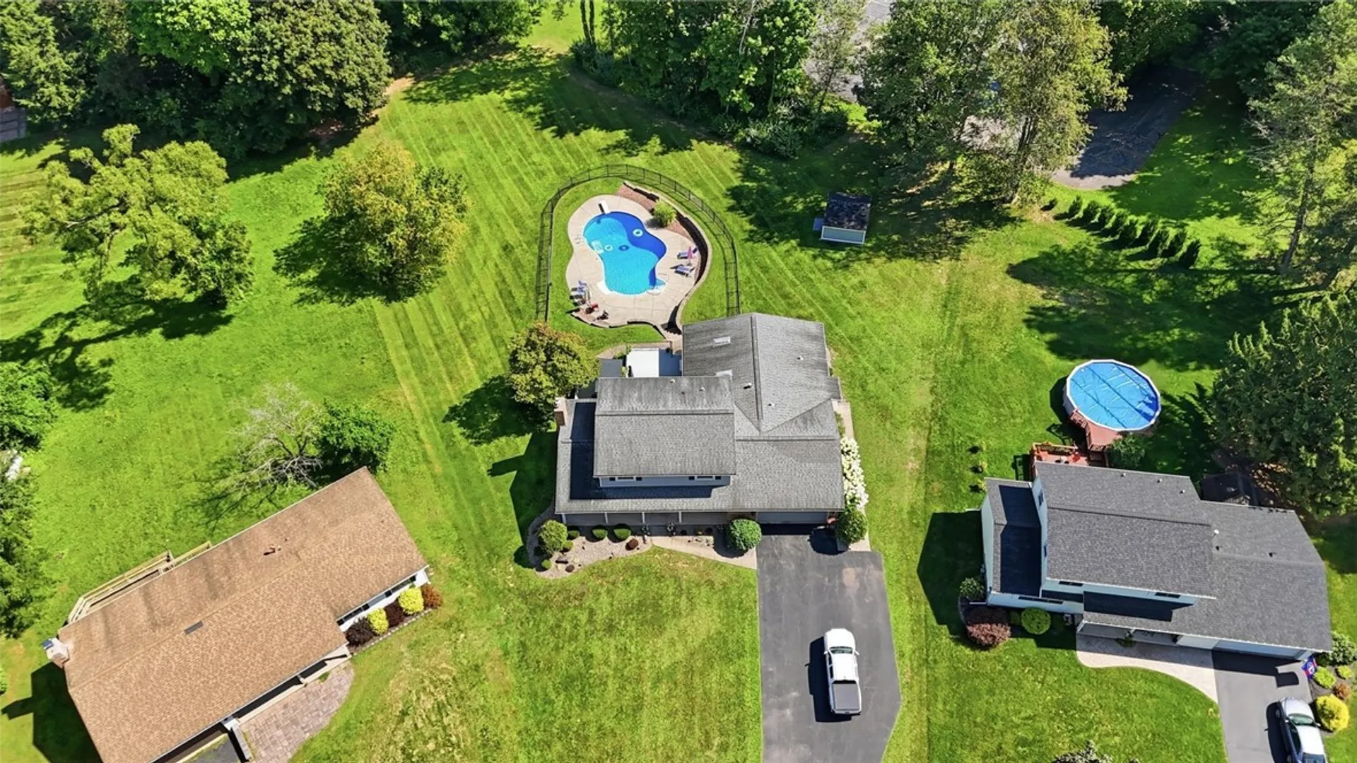 Property at 8 Da Vinci Drive, Chili, NY 14624 46