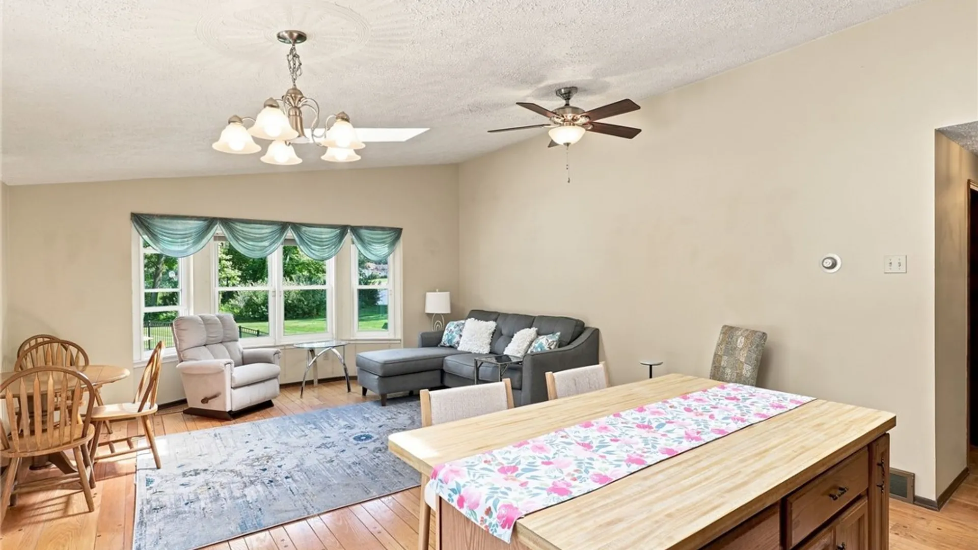 Property at 8 Da Vinci Drive, Chili, NY 14624 25
