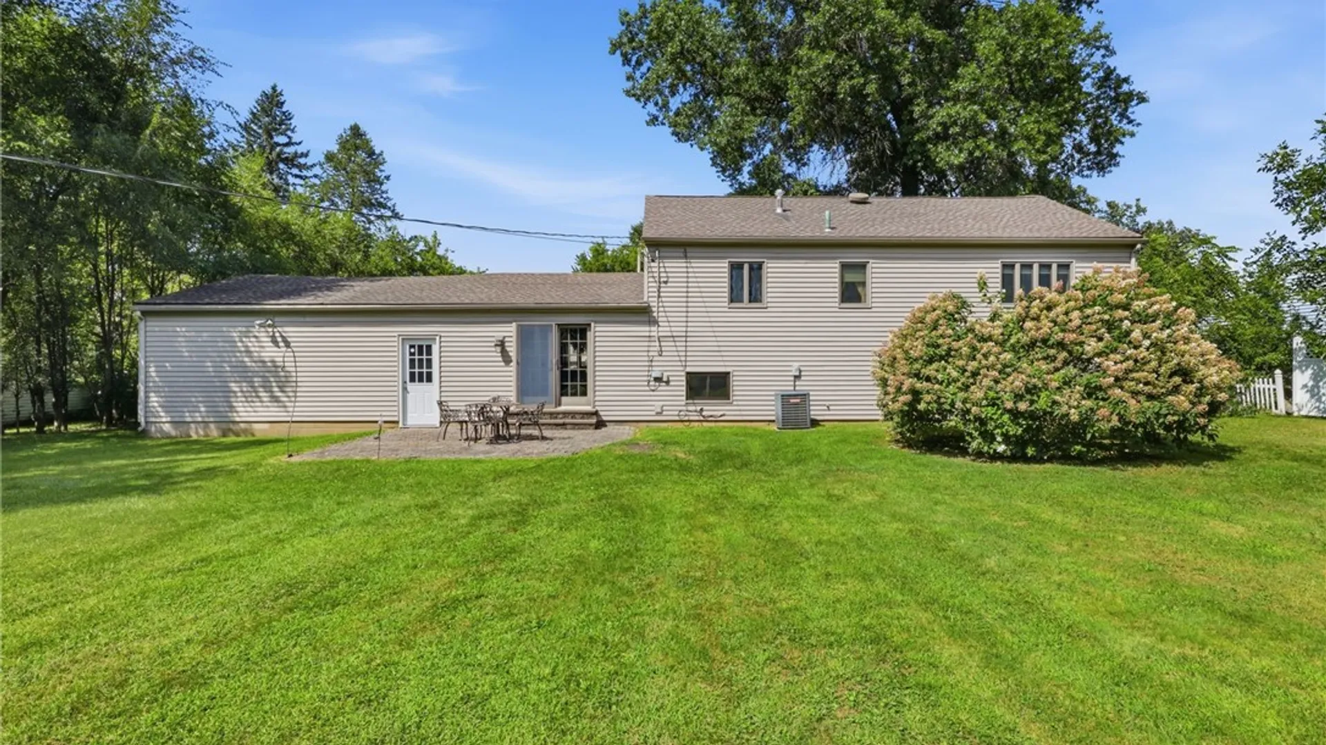 Property at 695 Embury Road, Penfield, NY 14625 37