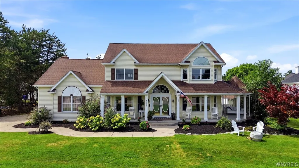 Property at 6280 Crosswinds Court, Clarence, NY 14051