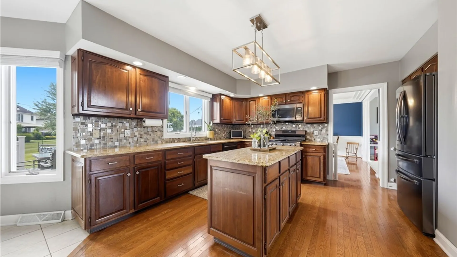 Property at 6280 Crosswinds Court, Clarence, NY 14051 21