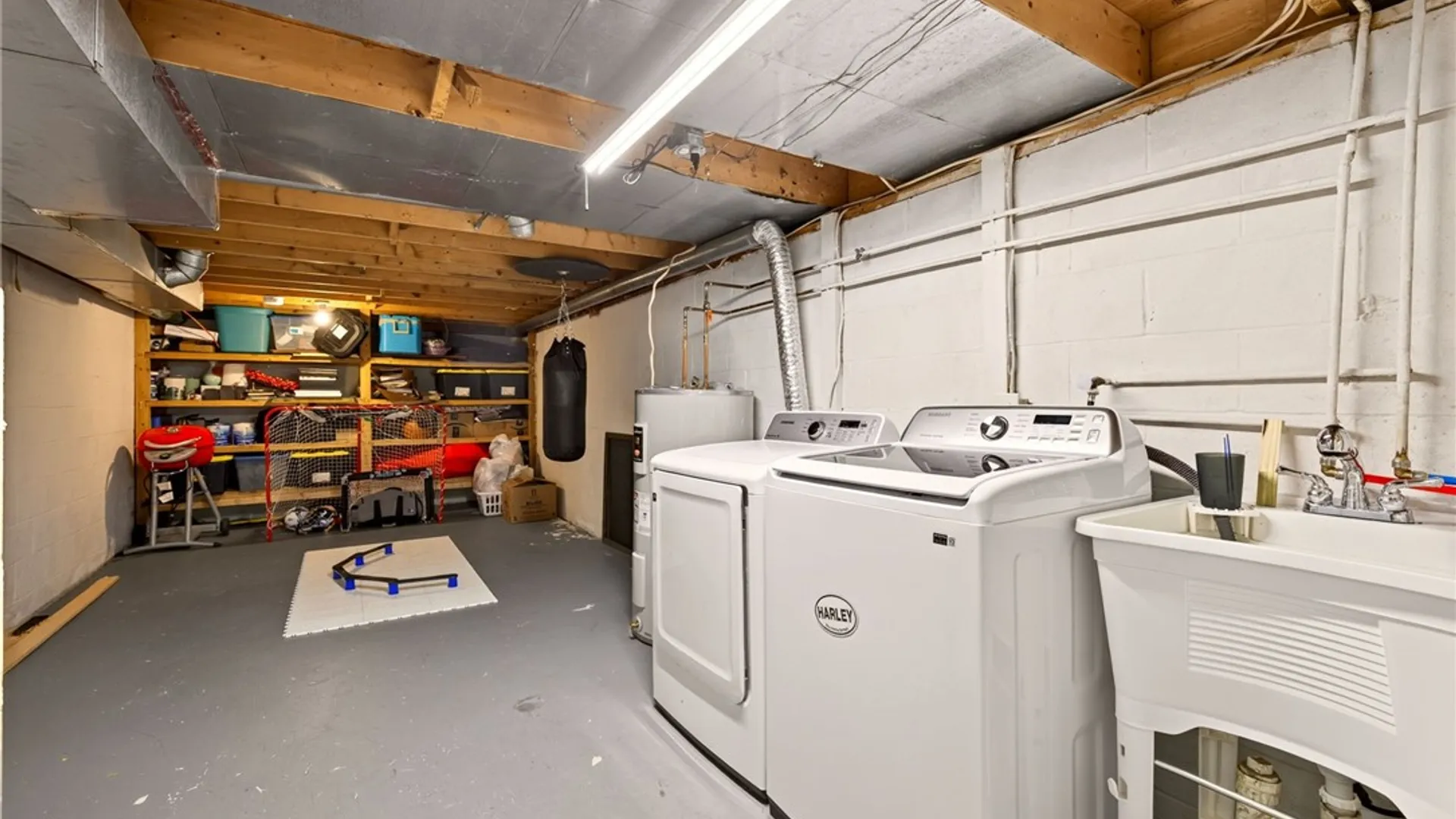 Property at 11 Spring Hill, Perinton, NY 14450 23