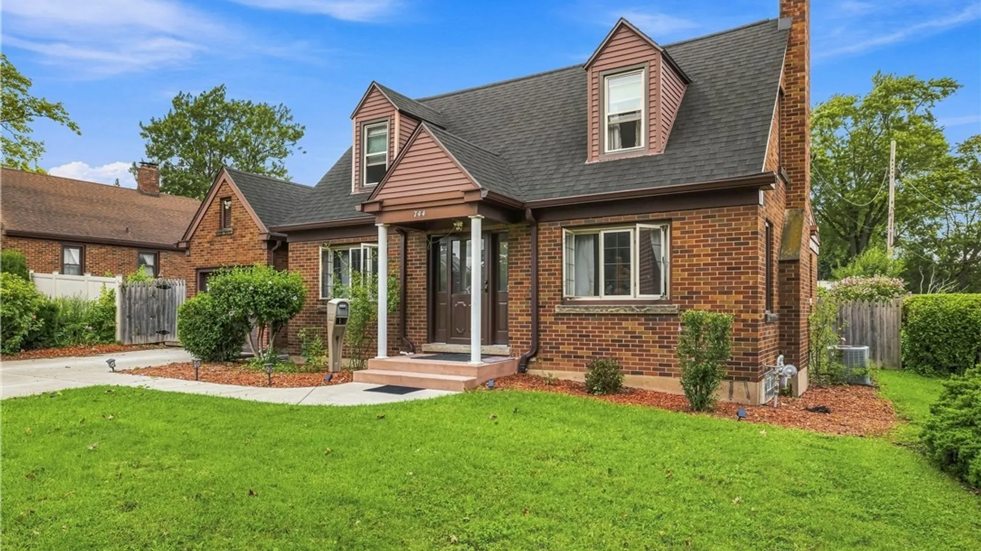 Property at 744 Seymour Avenue, Niagara Falls, NY 14305 3