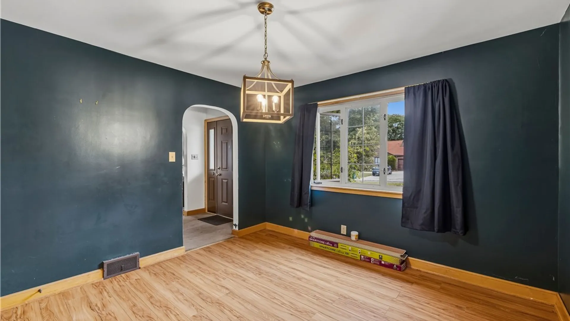 Property at 744 Seymour Avenue, Niagara Falls, NY 14305 17