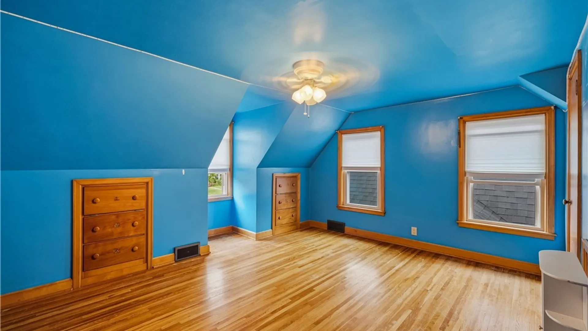 Property at 744 Seymour Avenue, Niagara Falls, NY 14305 21