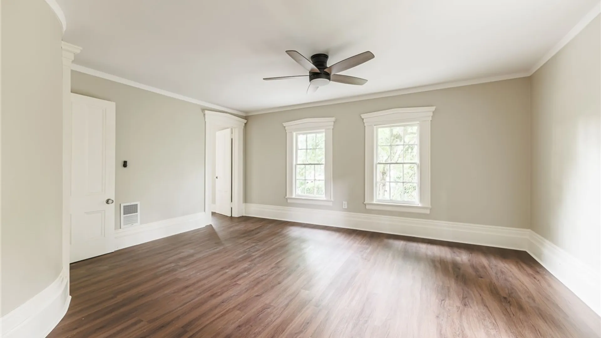 Property at 1120 Park Avenue, Rochester, NY 14610 23