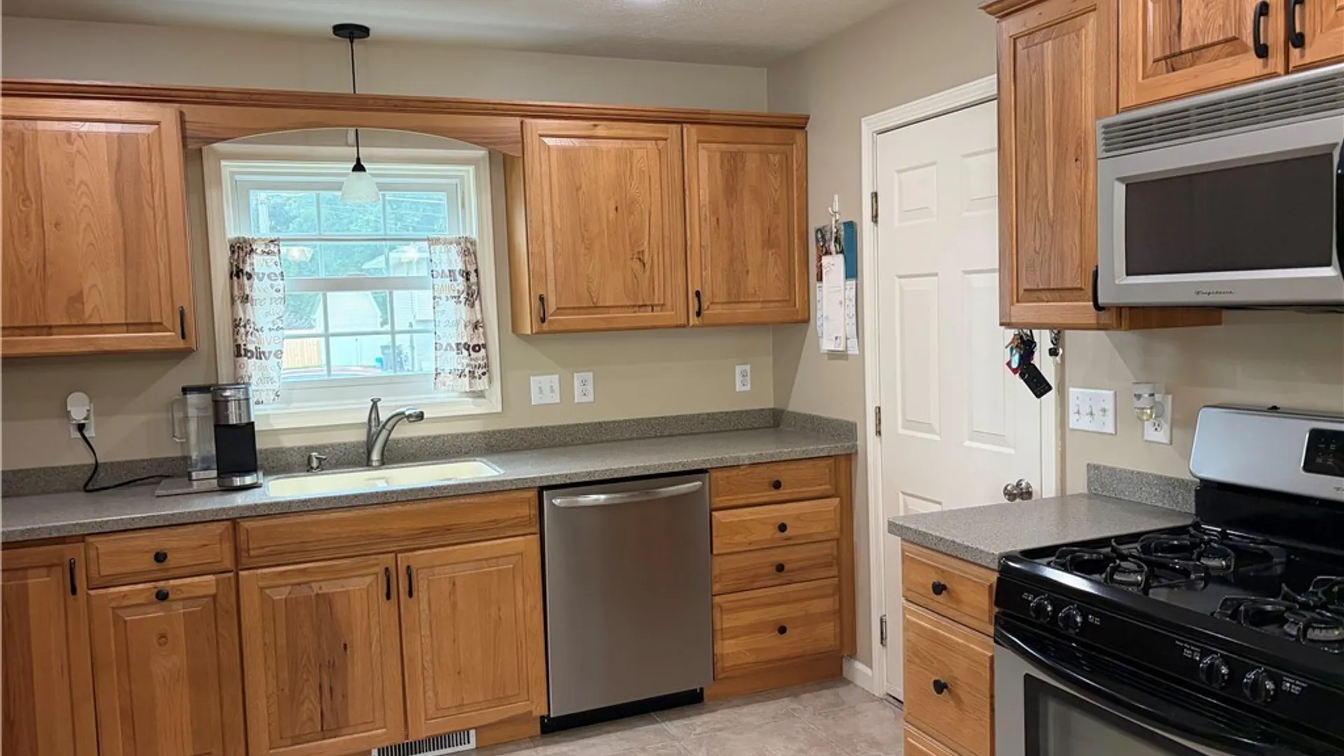 Property at 2013 Holly Street, Rome, NY 13440 4