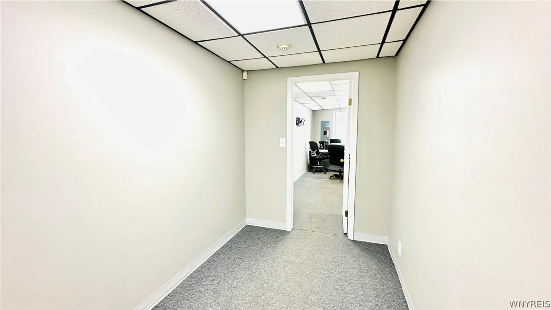 Property at 5000 Saunders Settlement Road, Niagara, NY 14305 10