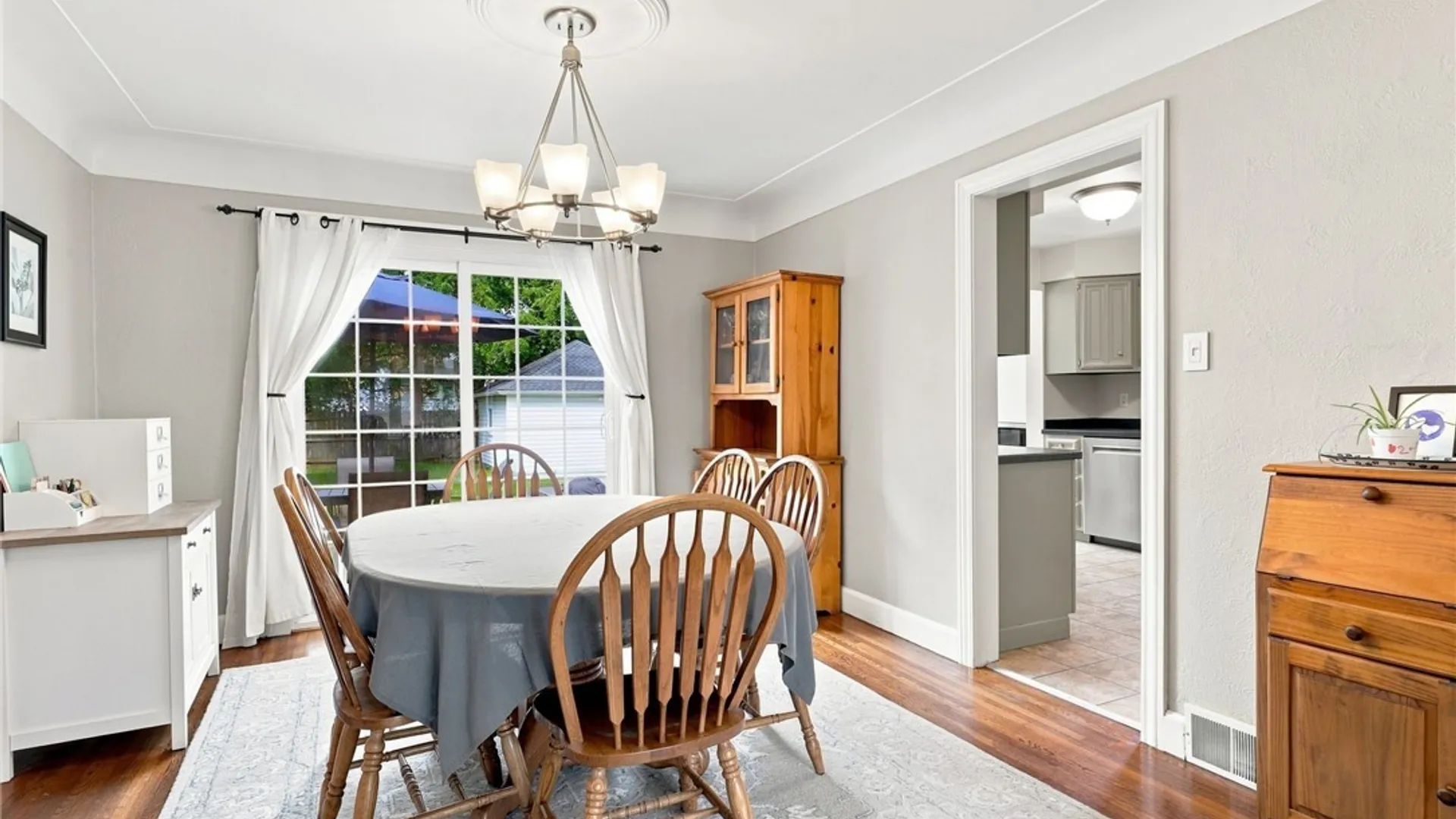 Property at 108 Hendricks Boulevard, Amherst, NY 14226 13