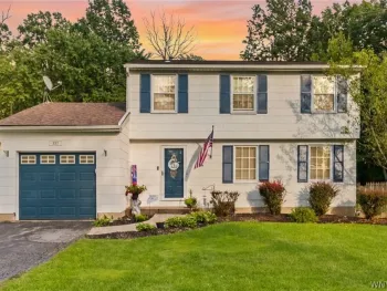 Property at 337 Tracey Lane, Grand Island, NY 14072