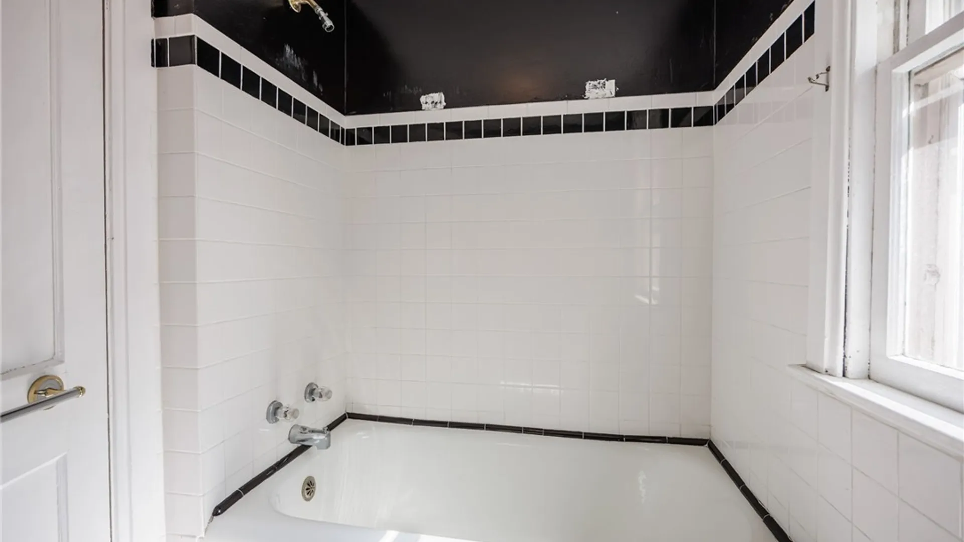 Property at 1066 South Ave, Rochester, NY 14620 28