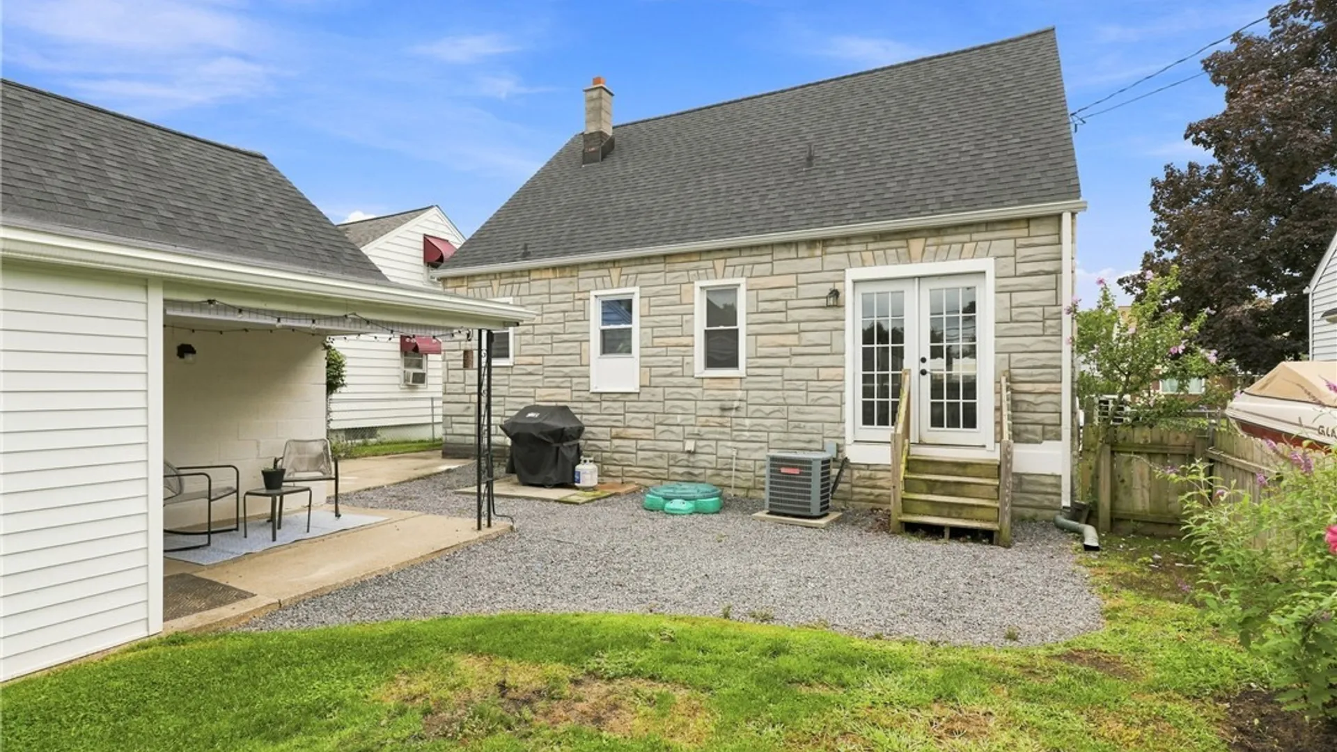 Property at 67 June Road, Tonawanda, NY 14217 34